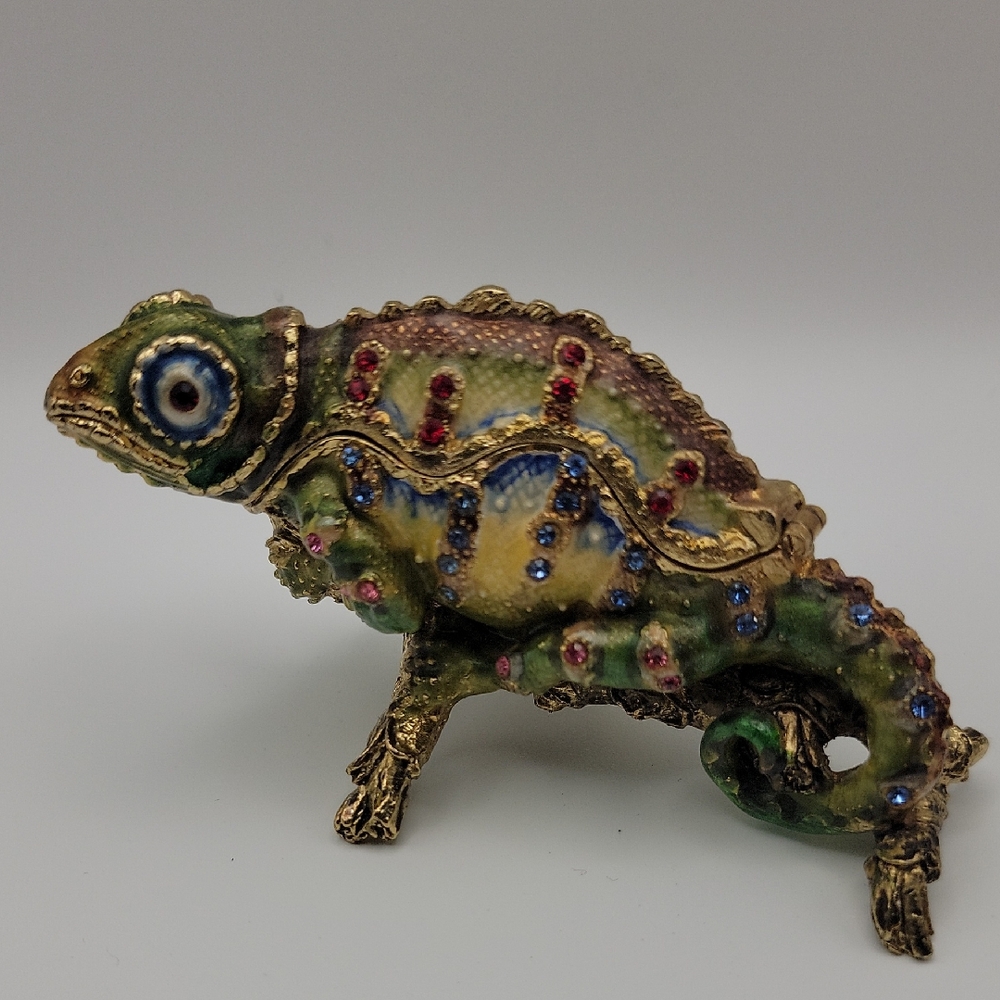 Vintage RUCINNI Colorful Chameleon Jeweled Rhinestone Magnetic Trinket Box #197